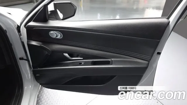 Hyundai Avante CN7 — Фото автомобиля 13