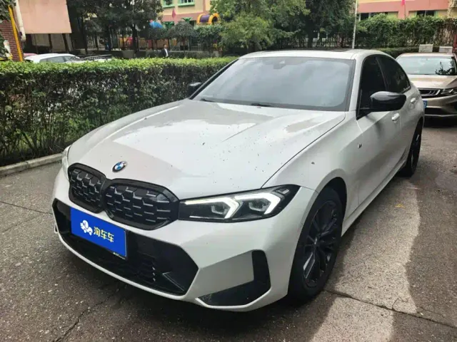 Фотография автомобиля — BMW 3 Series