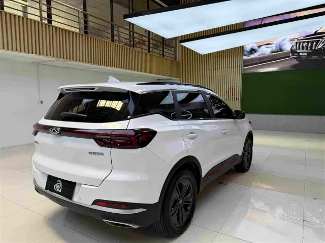 Chery Tiggo 7 — Фото автомобиля 9