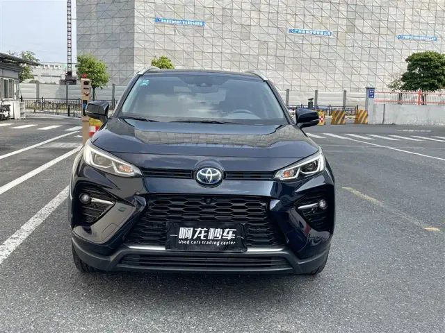 Toyota Wildlander — Фото автомобиля 2