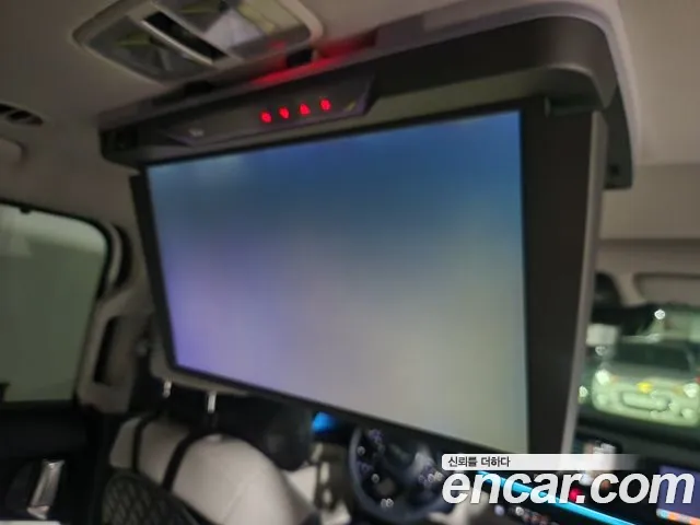 Kia Carnival Generation 4 — Фото автомобиля 11