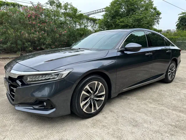 Honda Accord — Фото автомобиля 5