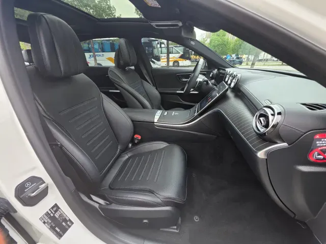 Mercedes-Benz C-Class — Фото автомобиля 6