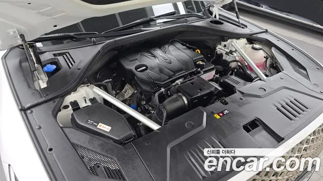 Genesis GV70 2.5T Бензин AWD — Фото автомобиля 5