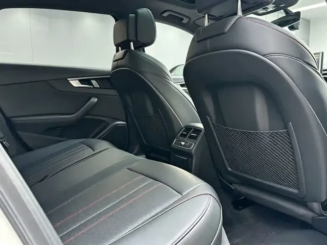 Audi A4L — Фото автомобиля 5