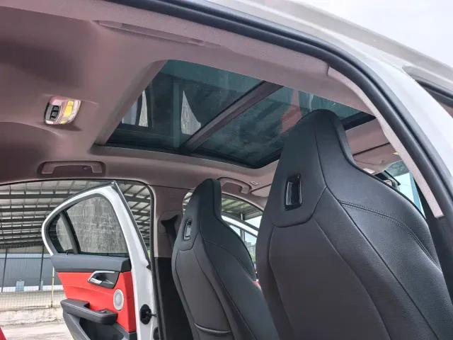 BMW 1 Series — Фото автомобиля 17