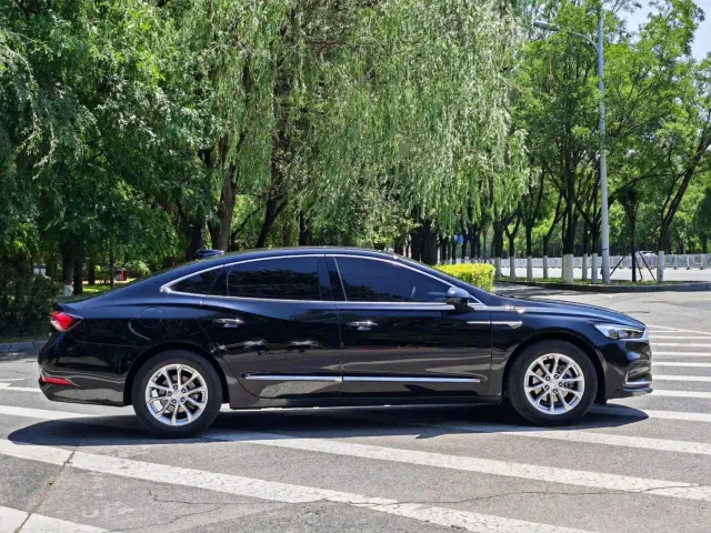 Buick LaCrosse — Фото автомобиля 4