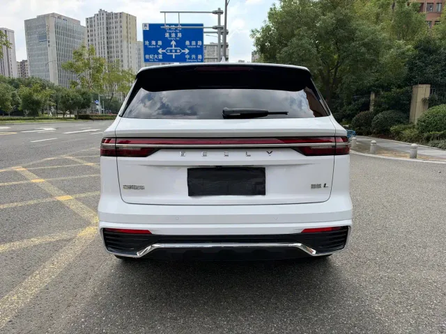 Geely Xingyue L — Фото автомобиля 14