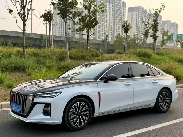 Фотография автомобиля — Hongqi H5