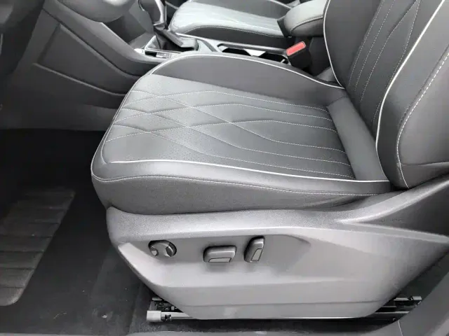 Volkswagen Tiguan L — Фото автомобиля 20