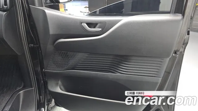 Hyundai Staria — Фото автомобиля 14