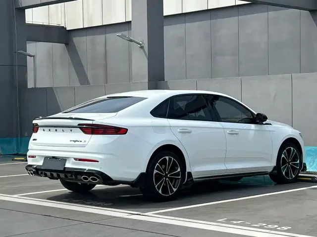 Geely Xingrui — Фото автомобиля 6