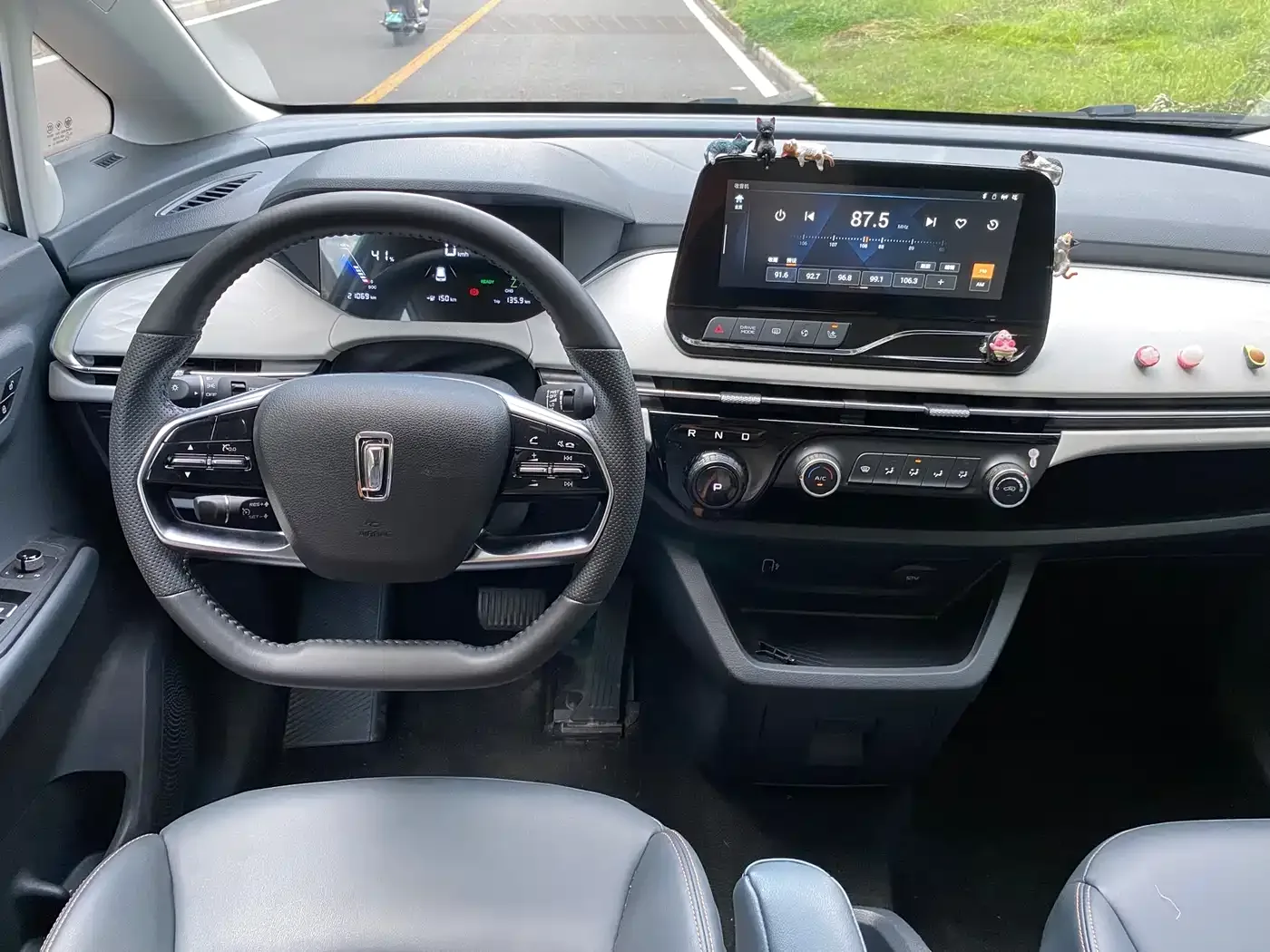 Besturn Bestune NAT 2023 PRO Comfort Ride Edition 425km — Фото автомобиля 13