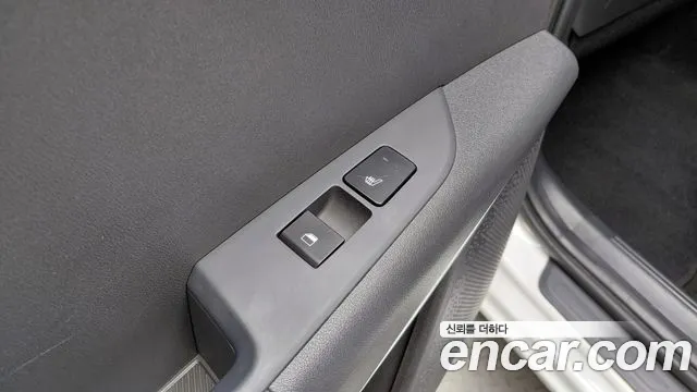 Kia Niro The All New Niro Prestige — Фото автомобиля 28