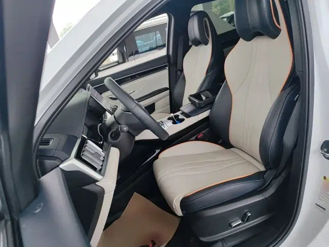 BYD Song PLUS — Фото автомобиля 14