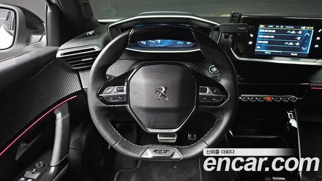 Peugeot 2008 Generation 2 — Фото автомобиля 12