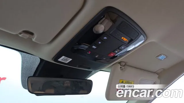 Kia Canival Carnival 4 поколение Бензин 9 мест Signature — Фото автомобиля 18