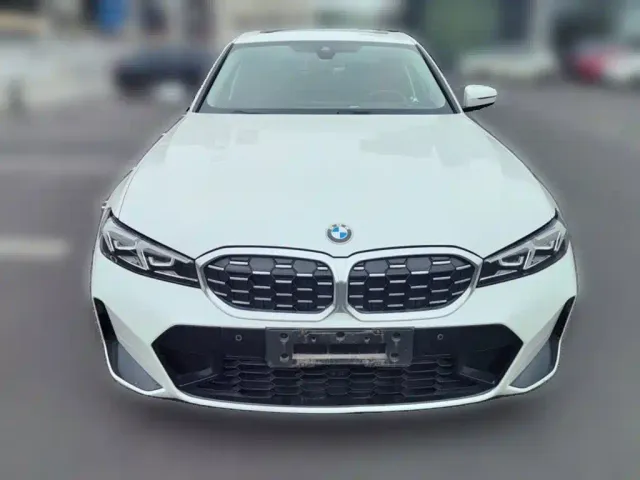 BMW 3 Series — Фото автомобиля 4