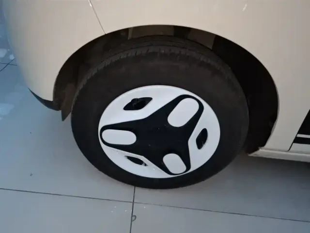 Geely Panda — Фото автомобиля 22