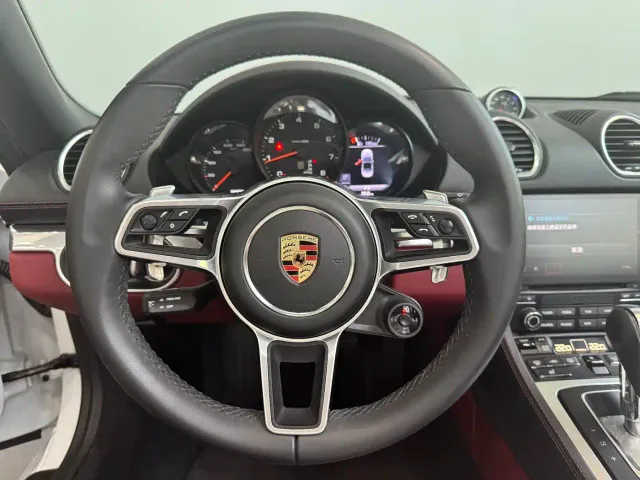 Porsche 718 — Фото автомобиля 10