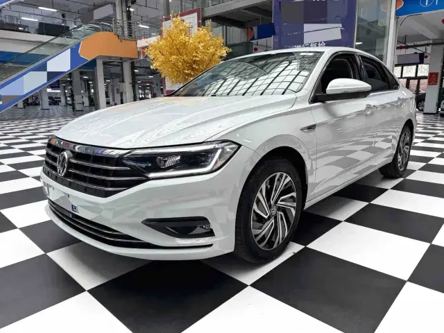 Фотография автомобиля — Volkswagen Sagitar