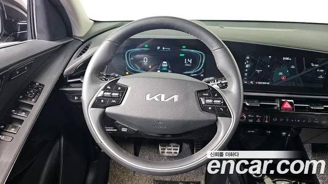 Kia Niro The All New Niro Signature — Фото автомобиля 13