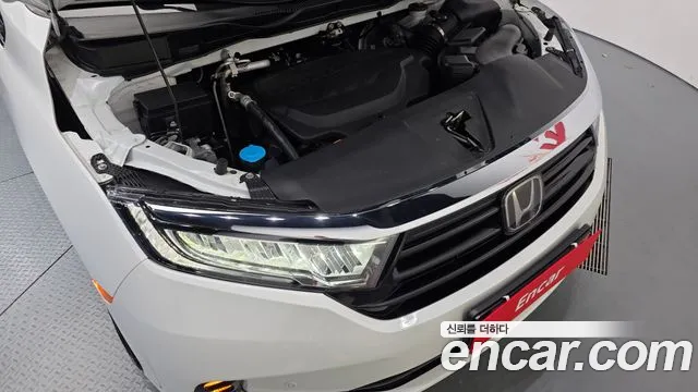 Honda Odyssey — Фото автомобиля 6