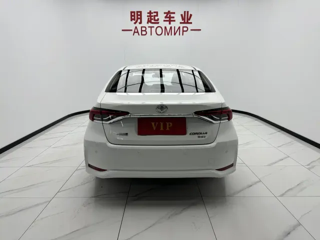Toyota Corolla — Фото автомобиля 10