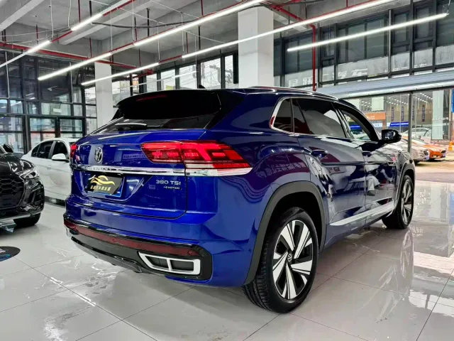Volkswagen Teramont — Фото автомобиля 12