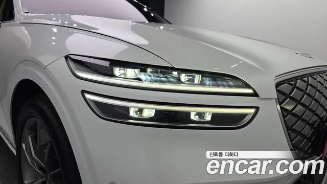 Genesis GV70 Electrified — Фото автомобиля 7