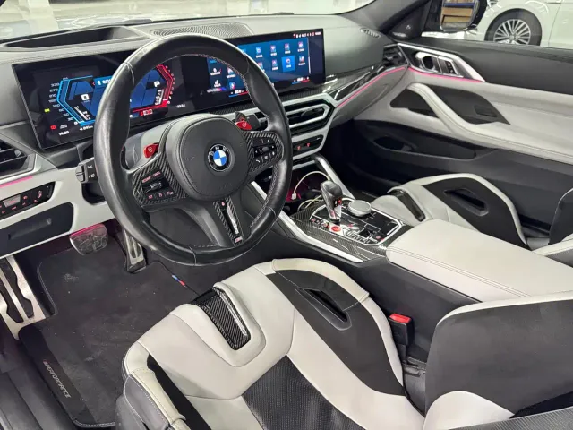BMW M4 — Фото автомобиля 8