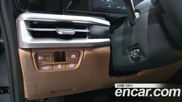 Hyundai Grandeur GN7 — Фото автомобиля 27