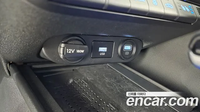 Hyundai AVANTE Avante (CN7) — Фото автомобиля 29