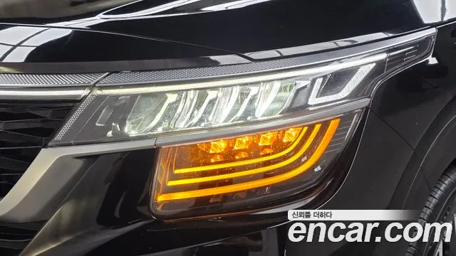 Kia Seltos — Фото автомобиля 7