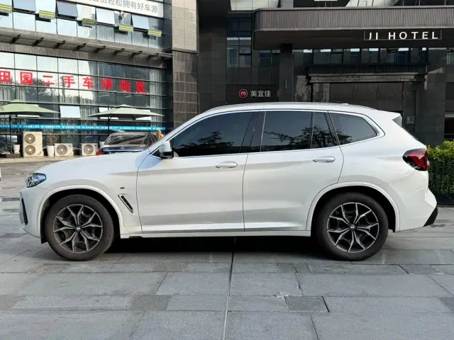 BMW X3 — Фото автомобиля 3