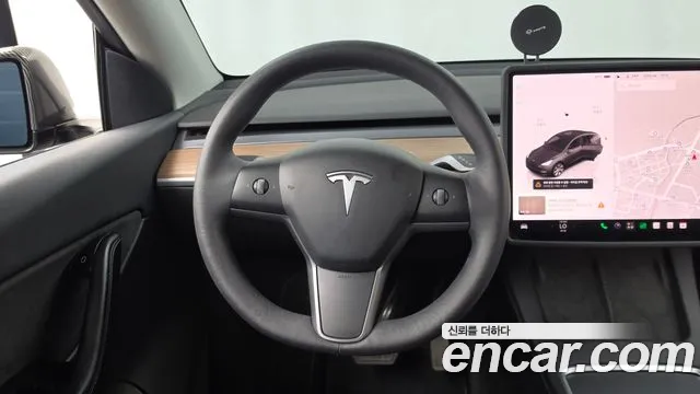 Tesla Model Y — Фото автомобиля 8