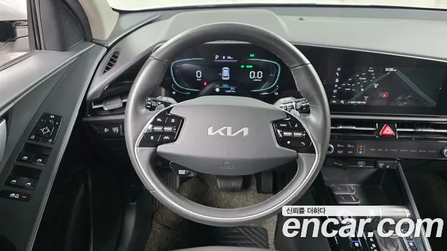 Kia Niro — Фото автомобиля 14