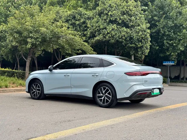 BYD Qin L — Фото автомобиля 7