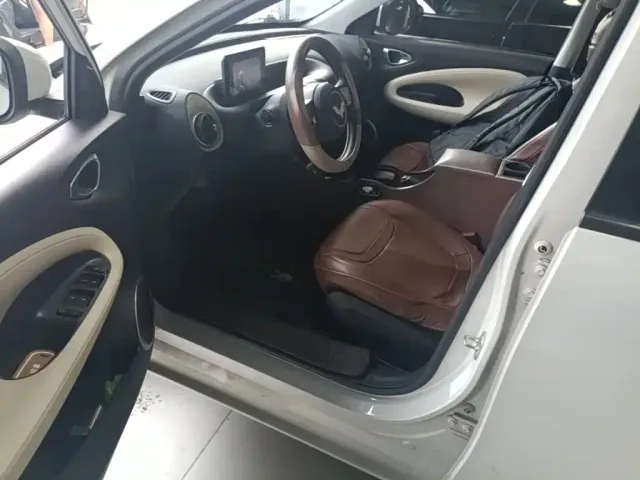 Wuling Bingo — Фото автомобиля 15