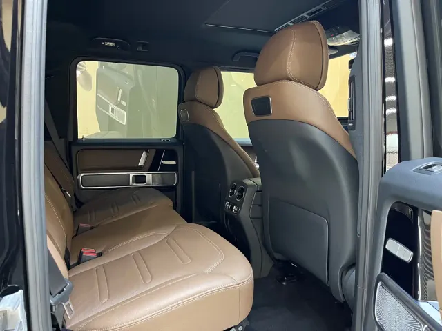 Mercedes-Benz G-Class — Фото автомобиля 15