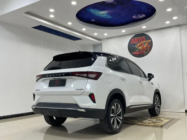 Wuling Asta — Фото автомобиля 18