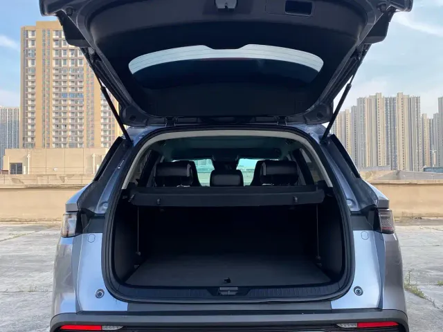 BYD Seal 05 DM-i — Фото автомобиля 19