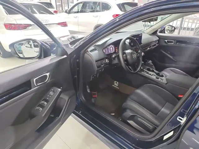 Honda Civic — Фото автомобиля 15