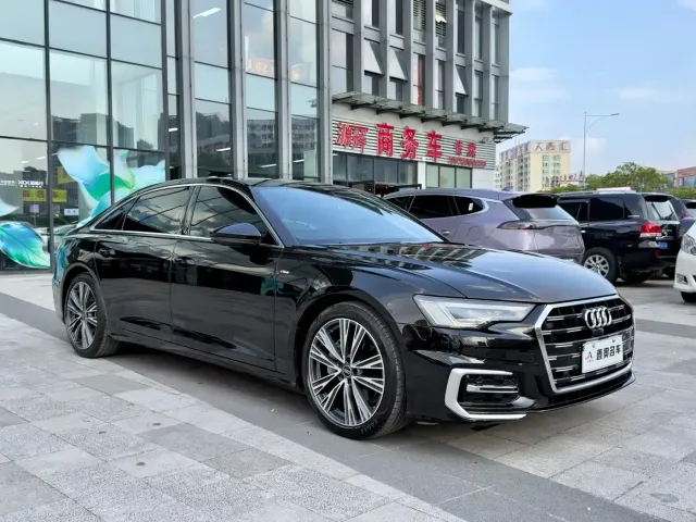 Audi Audi A6L 2023 Facelift 45 TFSI Premium Dynamic — Фото автомобиля 2