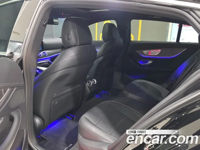 Mercedes-Benz AMG GT 4 двери 43 4MATIC+ — Фото автомобиля 11