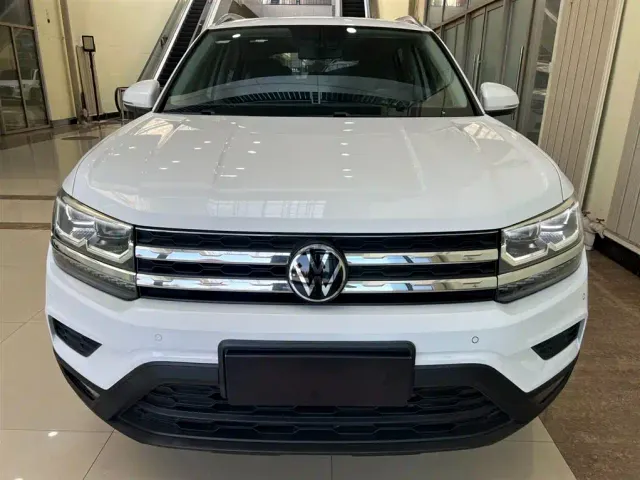 Volkswagen Tharu — Фото автомобиля 2