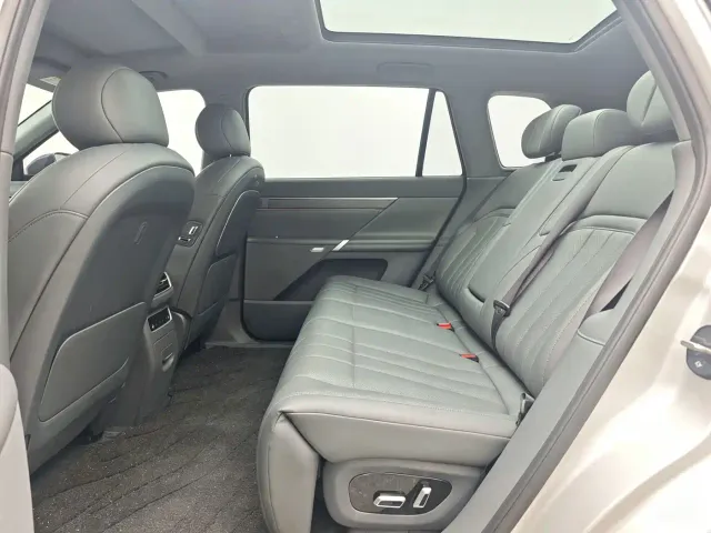 Dongfeng eπ 008 — Фото автомобиля 5