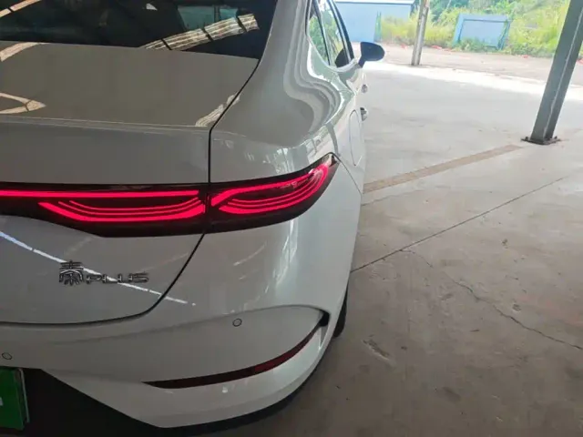 BYD Qin PLUS — Фото автомобиля 20