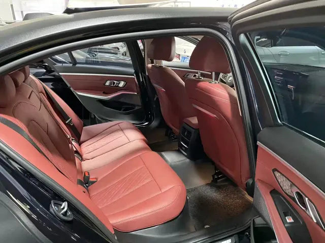 BMW 3 Series — Фото автомобиля 9