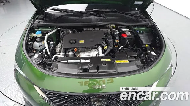 Peugeot 308 — Фото автомобиля 4